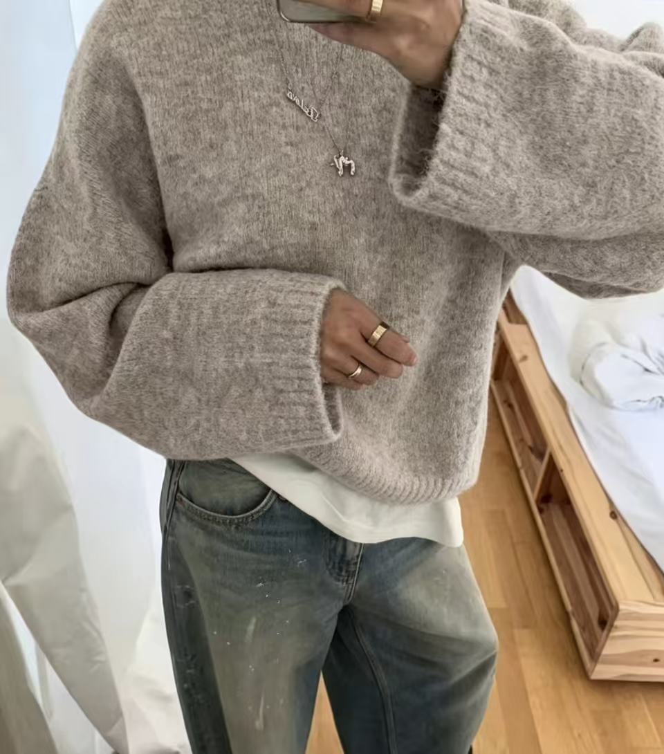 Loose Women's Knit Sweater - Soft and Easy to Wear