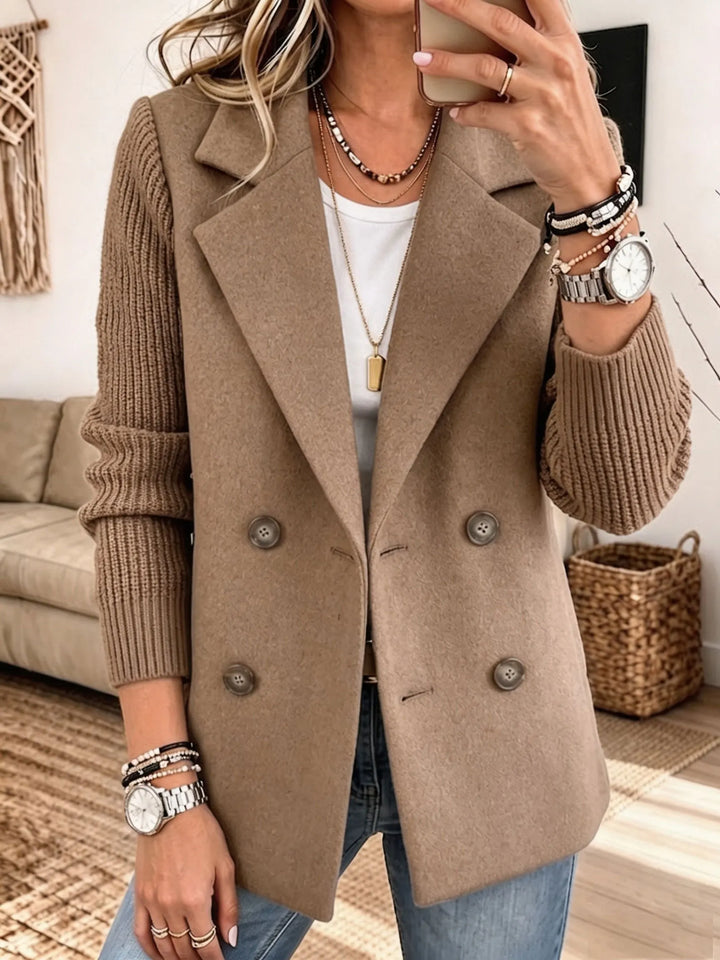 Chic women's jacket with ribbed knit sleeves