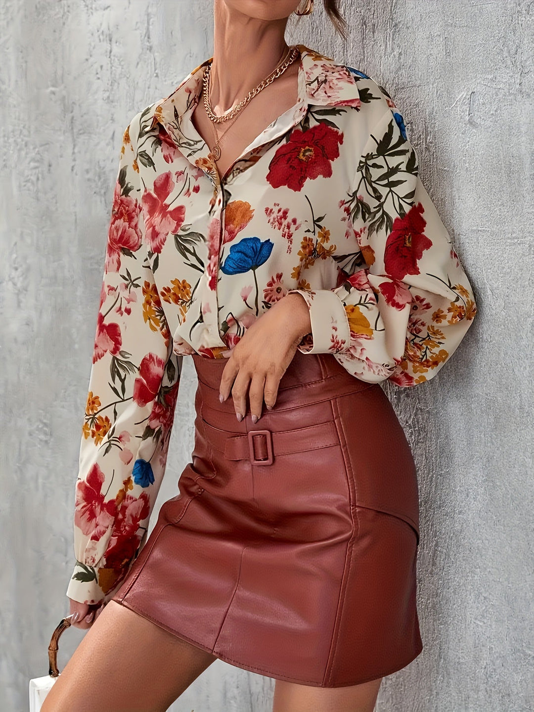 Floral Print Women's Blouse Sustainable Must-Have Stylish & Comfortable Spring/Summer/Autumn, view 5 - Elena Harper