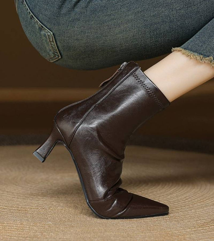 Fulvia | Minimal leather ankle boots with mid heel