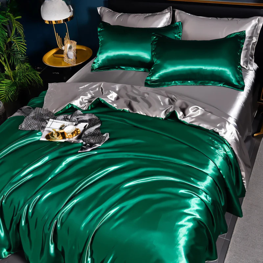 High-Quality Silk Bed Linen, view 10 - Elena Harper