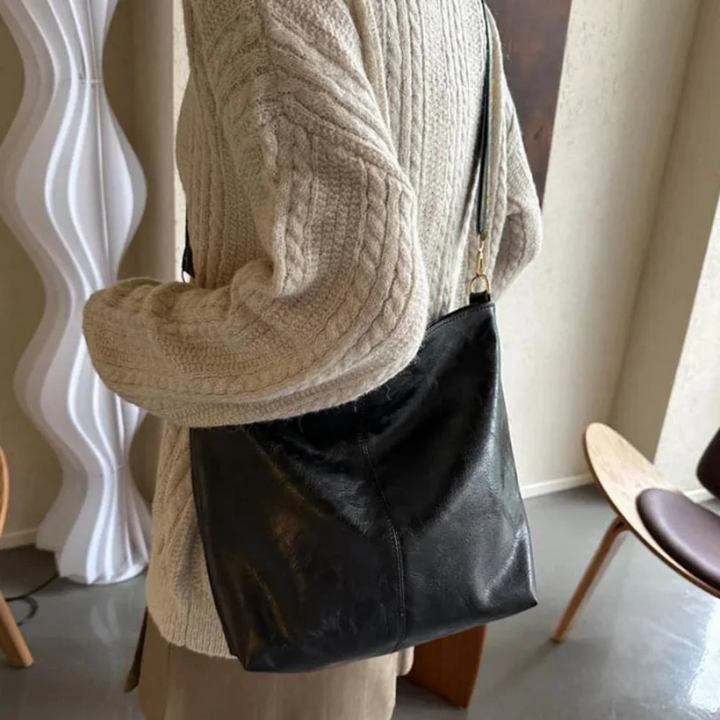 Chelsey’s Vintage Charm | Vegan Leather Shoulder Bag