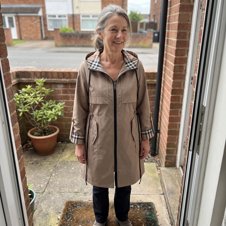 Clara | Modern and Comfortable Women's Waterproof Jacket