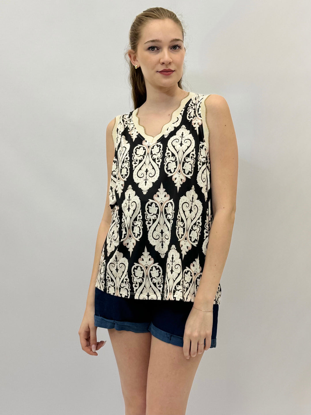 Viviane™  |  Tank Top Print Details