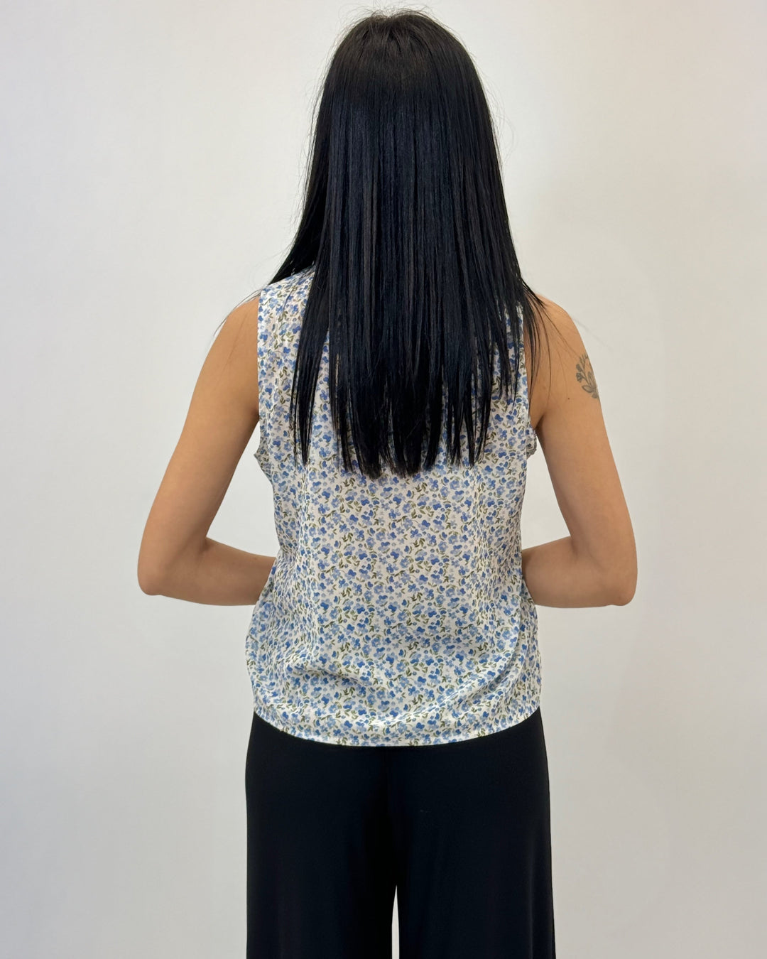 Nadia™  |  Sleeveless Blouse Ruffles