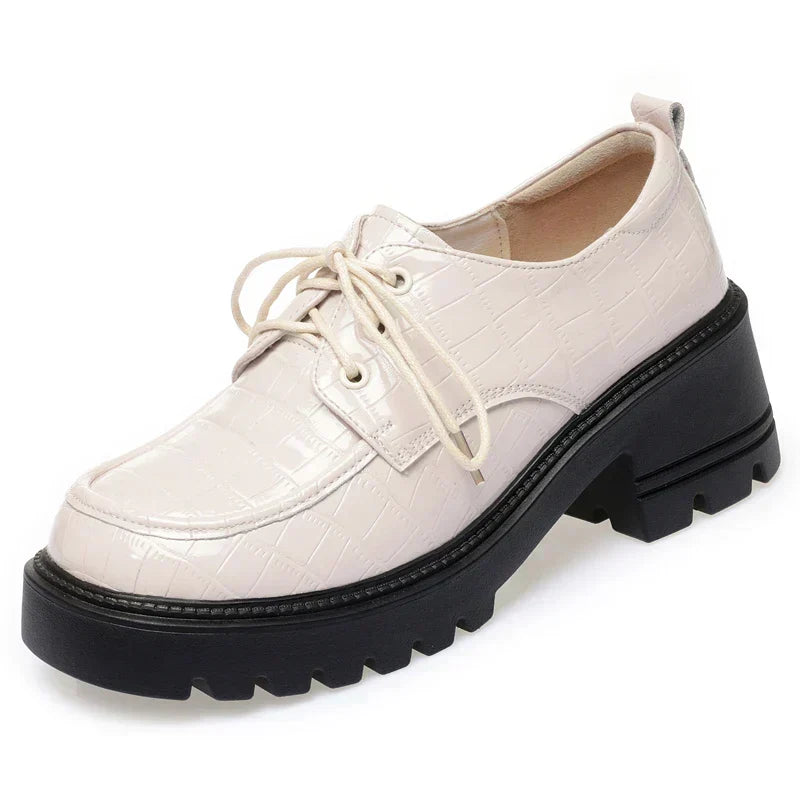 Chiara - Vegan leather low shoes with platform
