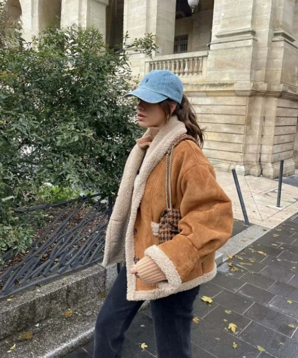 Hélène - Chic Suede Sherpa Coat