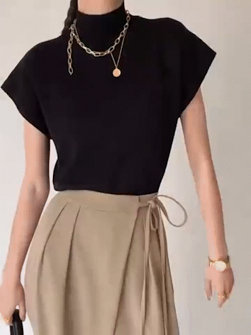 Ismara - Elegant Top with High Collar