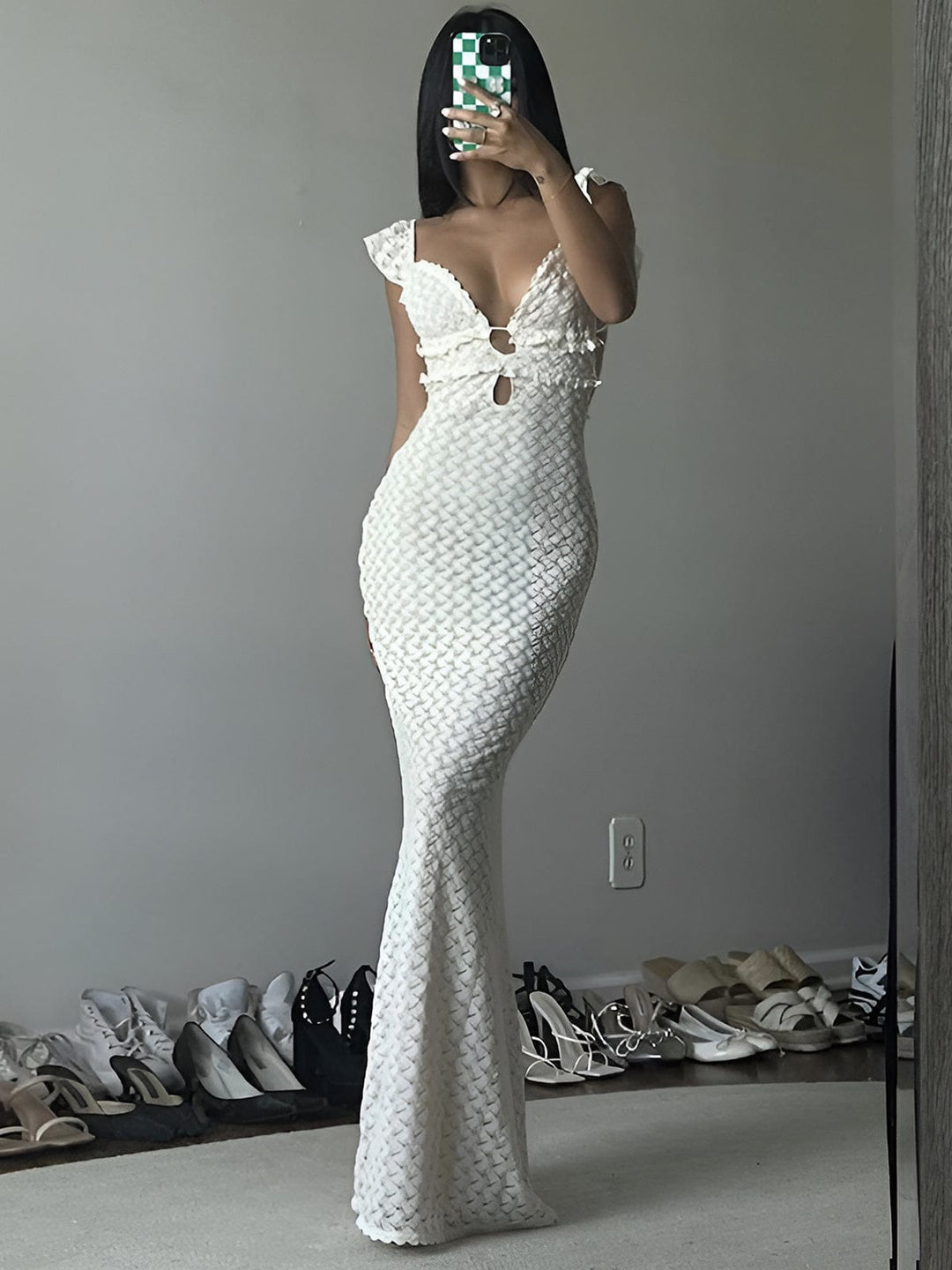 Women's Elegant Mermaid Evening Gown with Stylish Cut-Outs