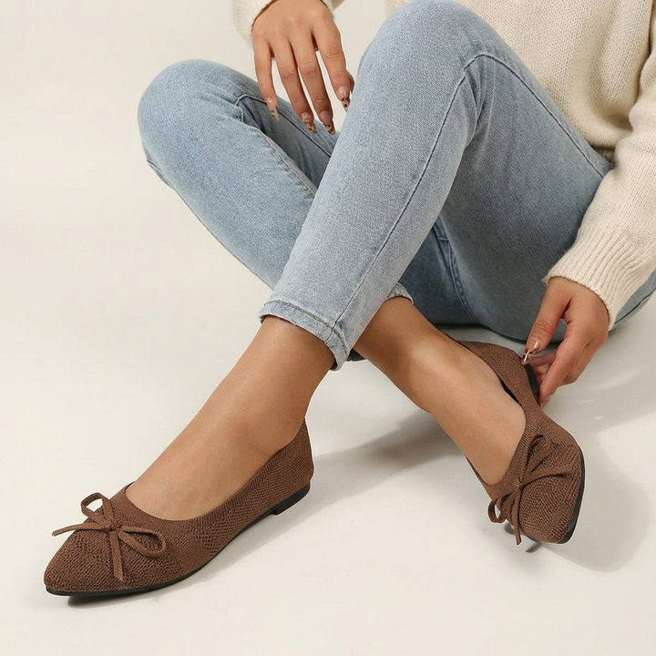 Ballet Flats with Bow Detail – Mireille
