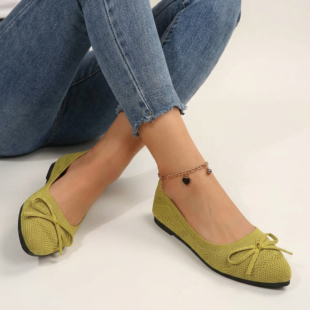 Ballet Flats with Bow Detail – Mireille