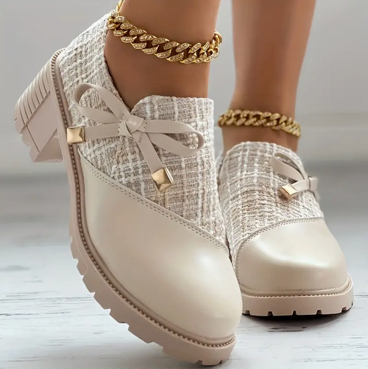 Sophie - The elegant colorblock shoes with bow detail
