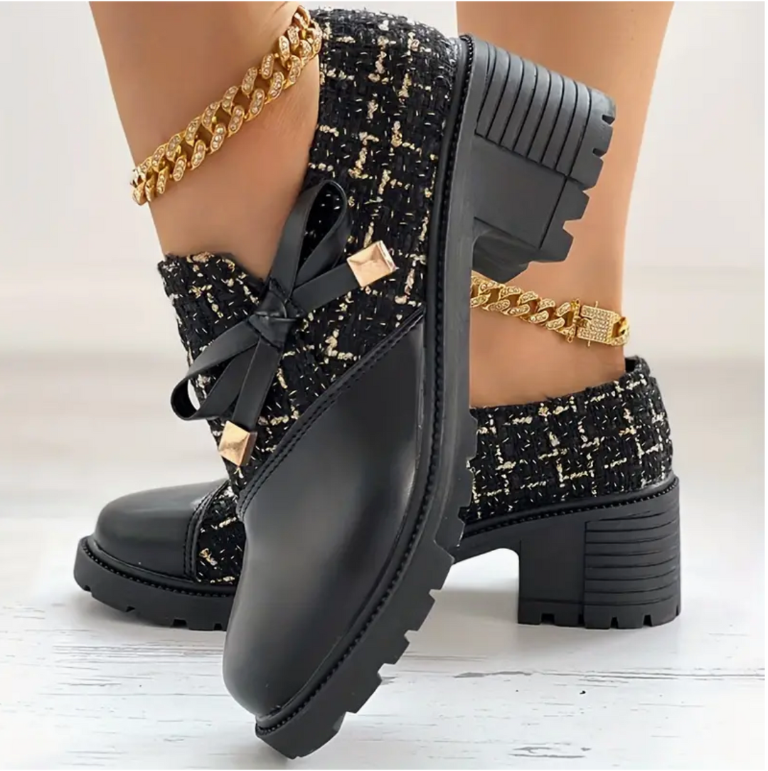 Sophie - The elegant colorblock shoes with bow detail
