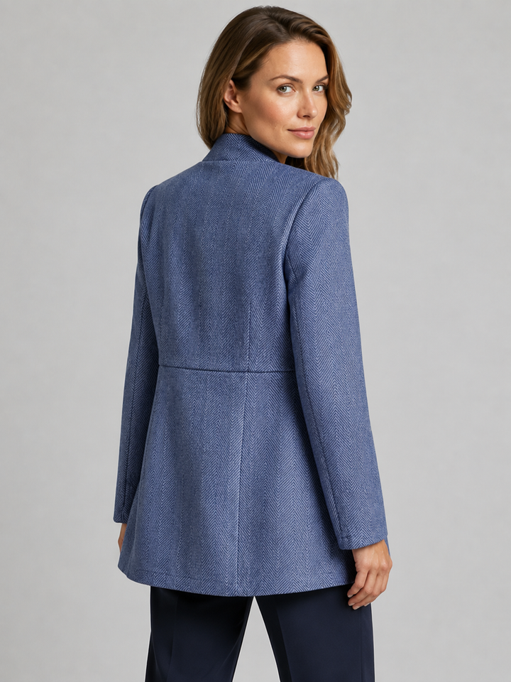 Elegant Women's Blazer - Chic and Structured
