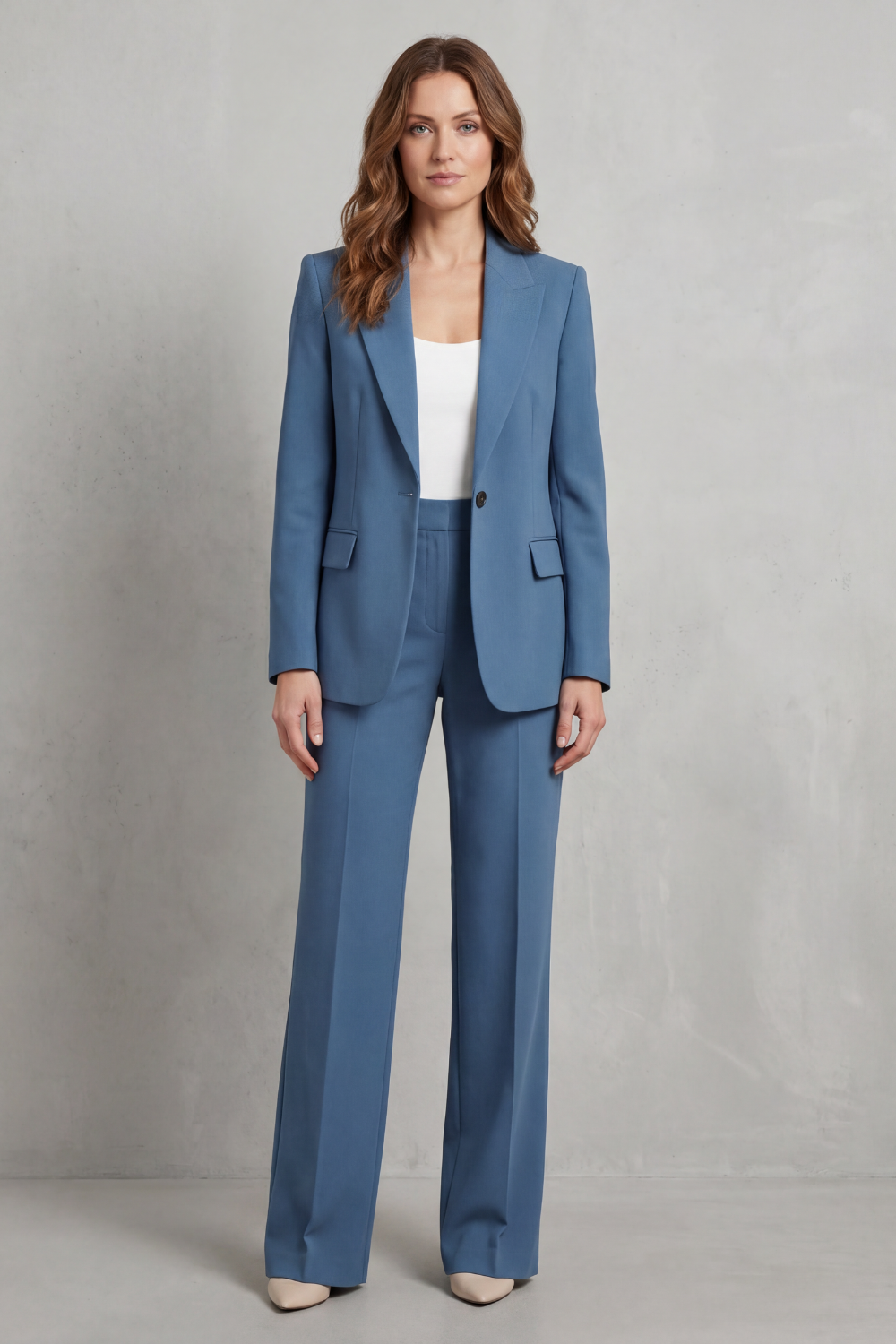 Women's Tailored Blazer and Straight-Leg Trouser Suit Dovrelle, view 2 - Elena Harper