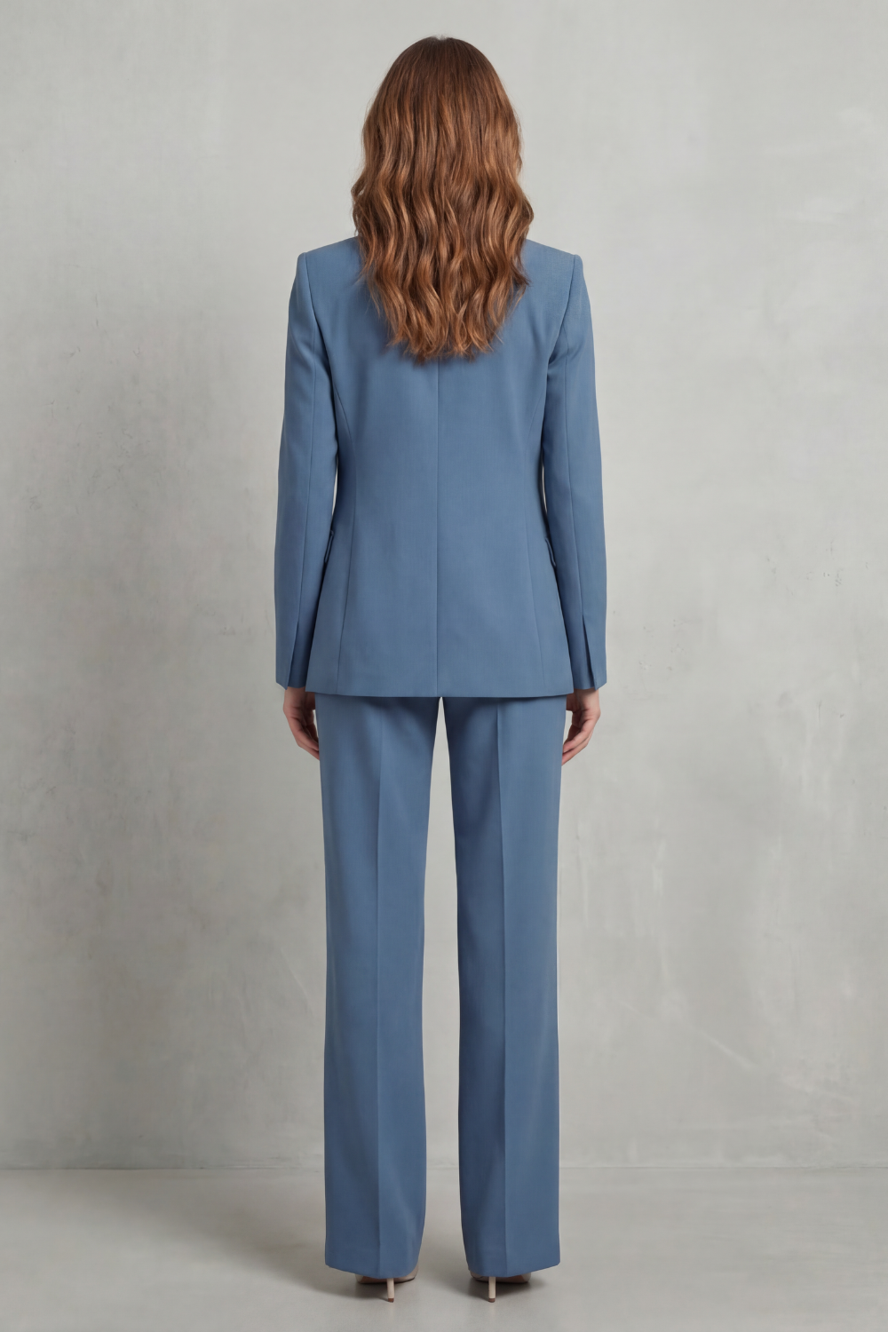 Women's Tailored Blazer and Straight-Leg Trouser Suit Dovrelle, view 4 - Elena Harper