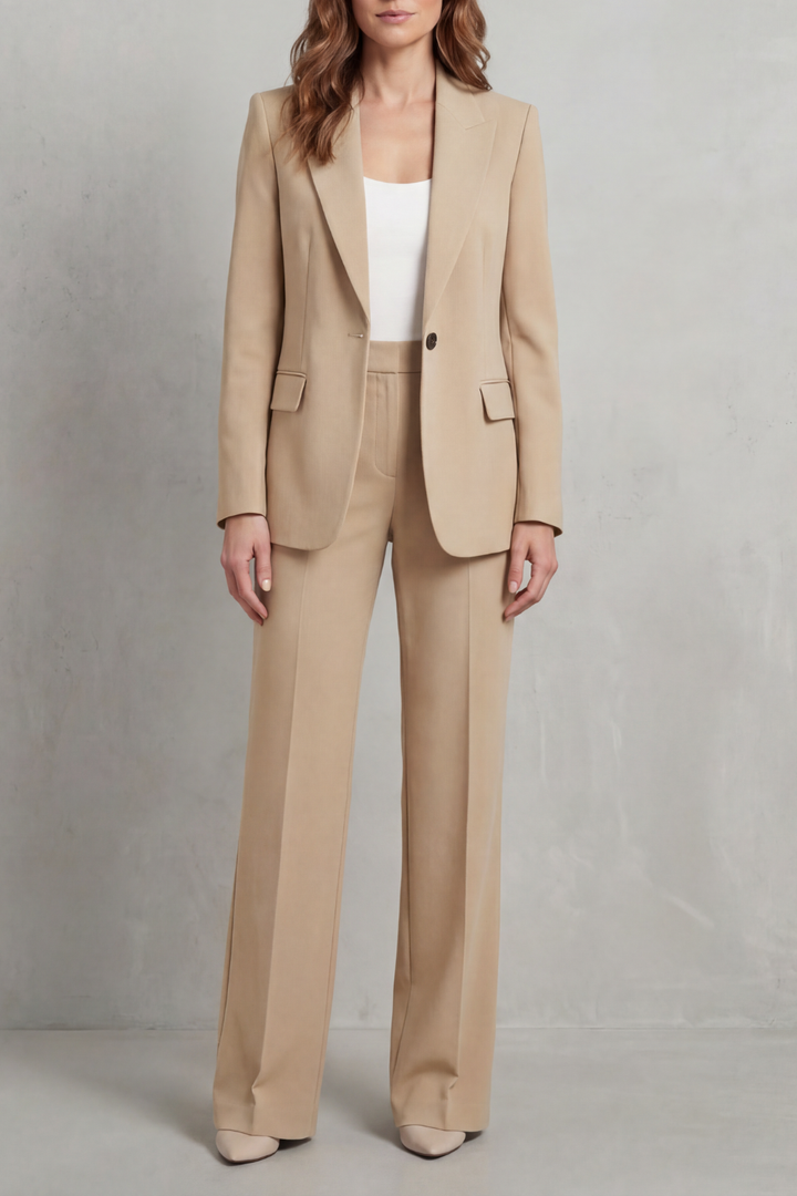 Women's Tailored Blazer and Straight-Leg Trouser Suit Dovrelle, view 7 - Elena Harper