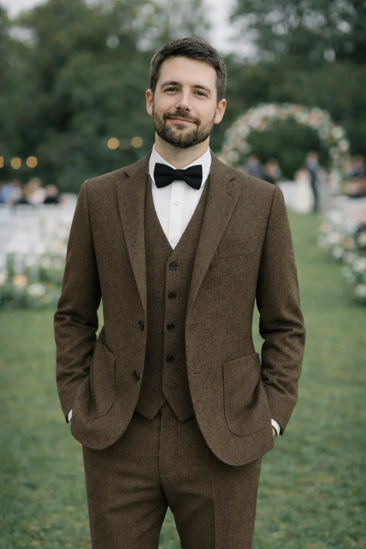 Harrington Oxford Men Wedding Three‑Piece Suit Tweed, view 4 - Elena Harper