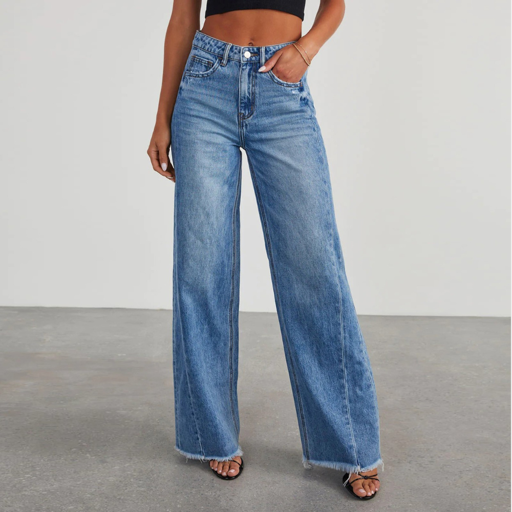 High-Waisted Women's Jeans - Trendy and Flattering