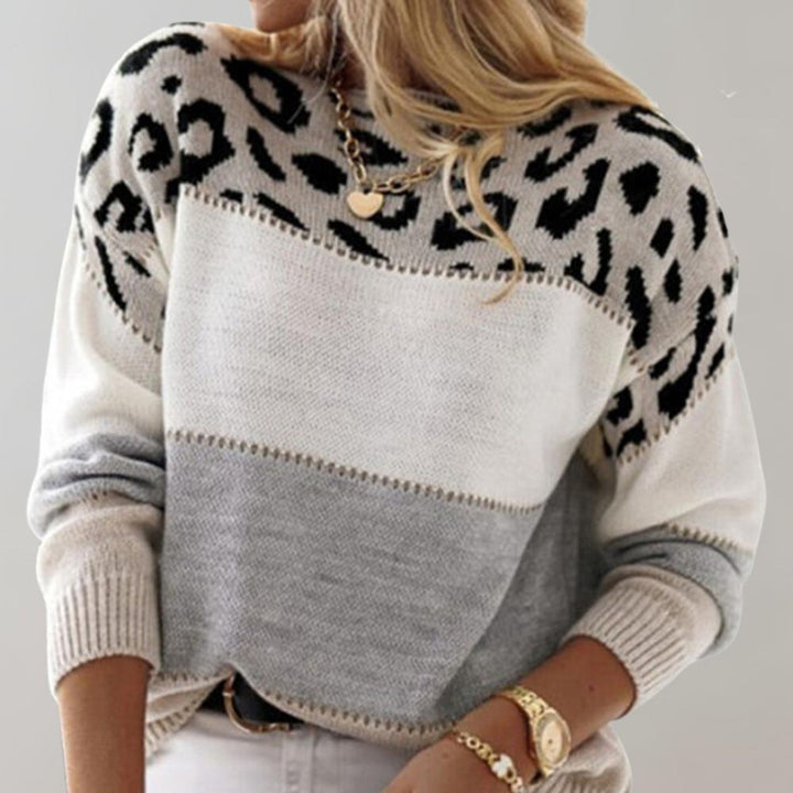 Aurélie - Chic Leopard Sweater