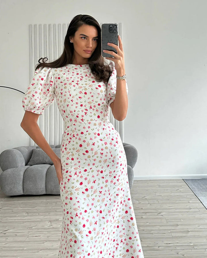 Evy - Elegant Floral Dress