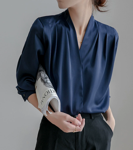 Women’s Puff Sleeve V-Neck Blouse – Elegant, Chic, Versatile