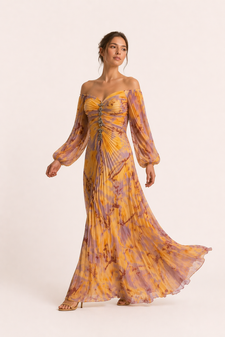 Elegant long pleated dress for women with slit - Lucía