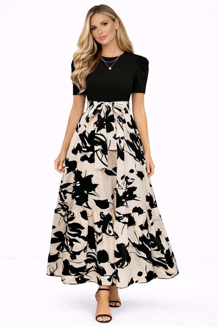 Ainhoa | Elegant dress with flowers and ruffles