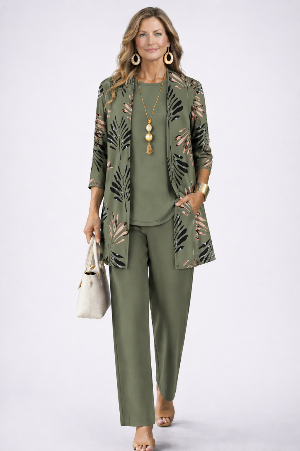Emma & Rose Cape Town Sandra 3-piece set featuring stylish clothing pieces on mannequins for casual wear.