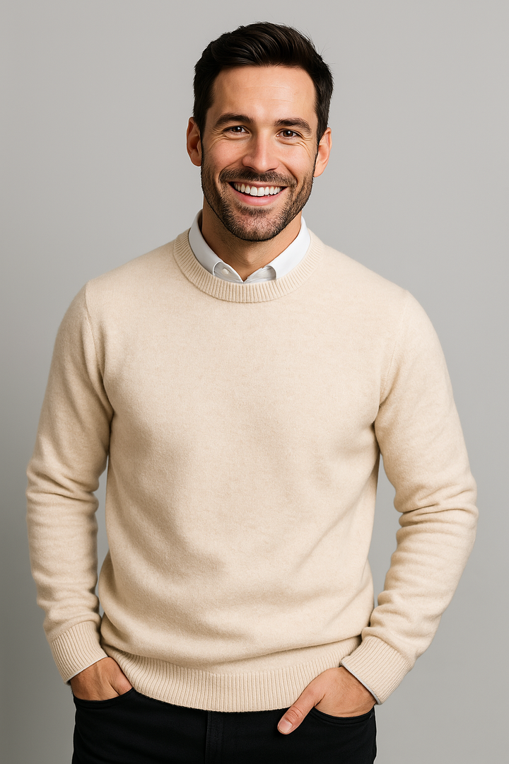 Classic Knitted Men's Sweater with Round Neck
