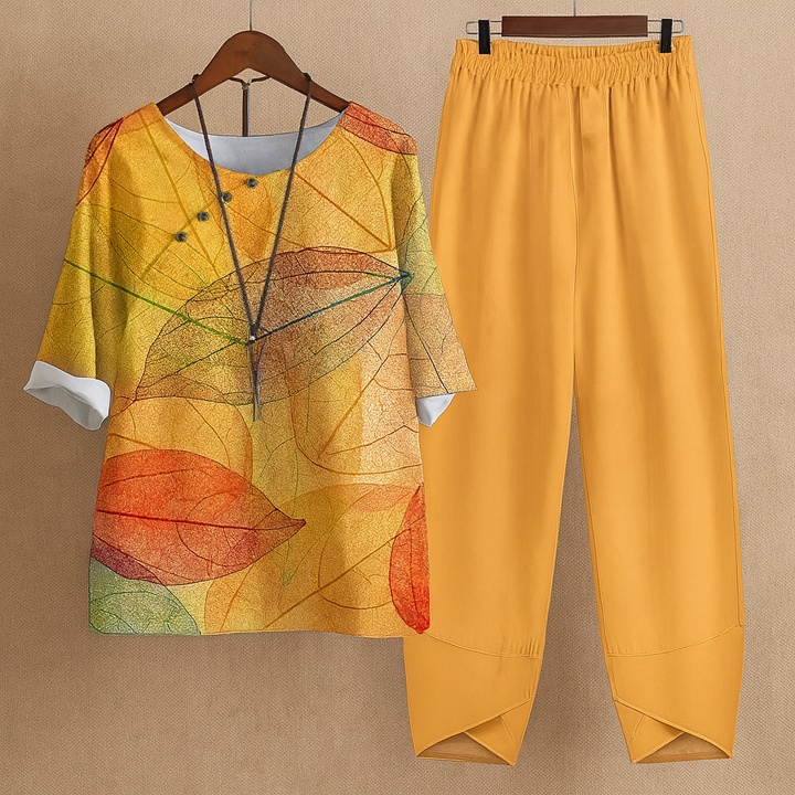 Women's Two-Piece Set with Round Neck and Short Sleeves