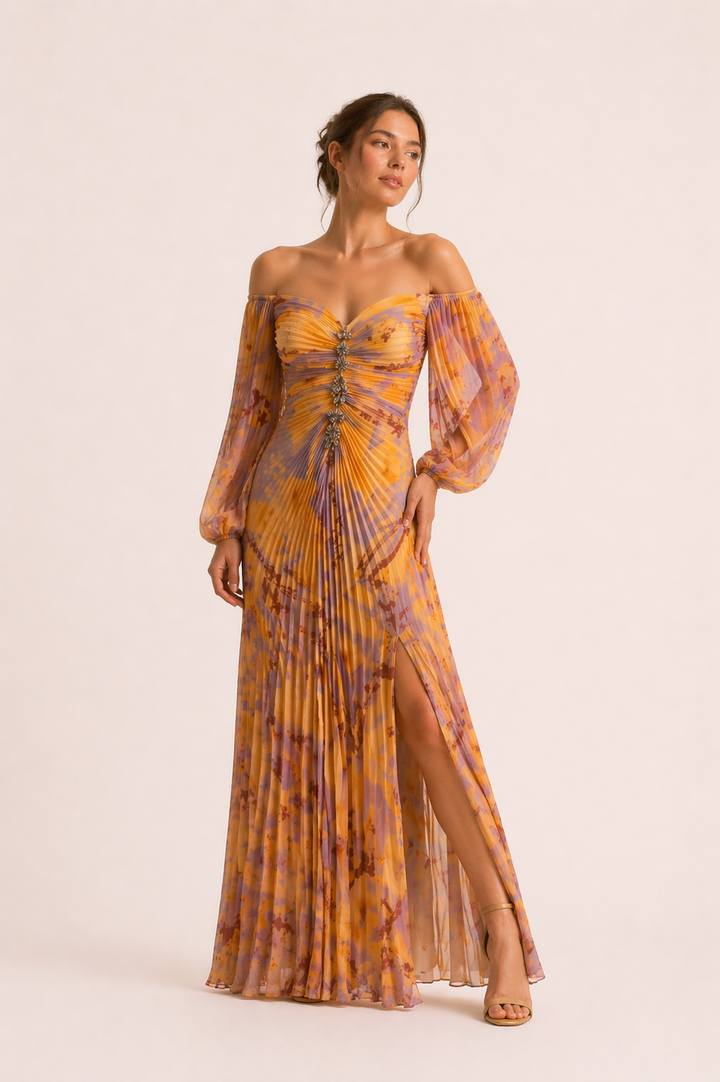 Elegant long pleated dress for women with slit - Lucía