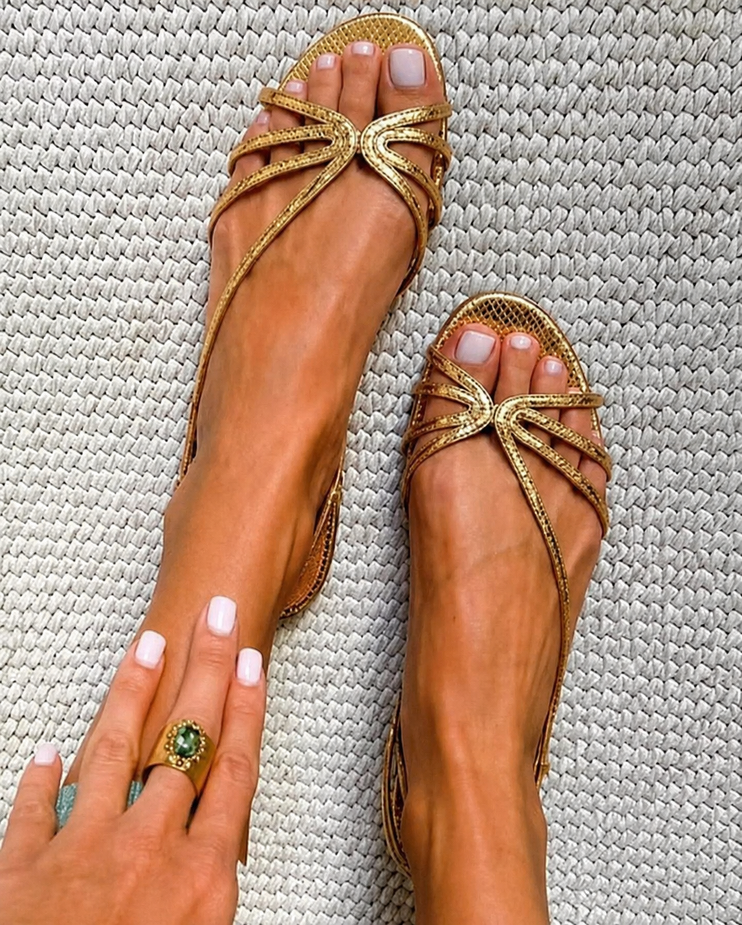 Tiffany | Golden Sandals Summer Essence