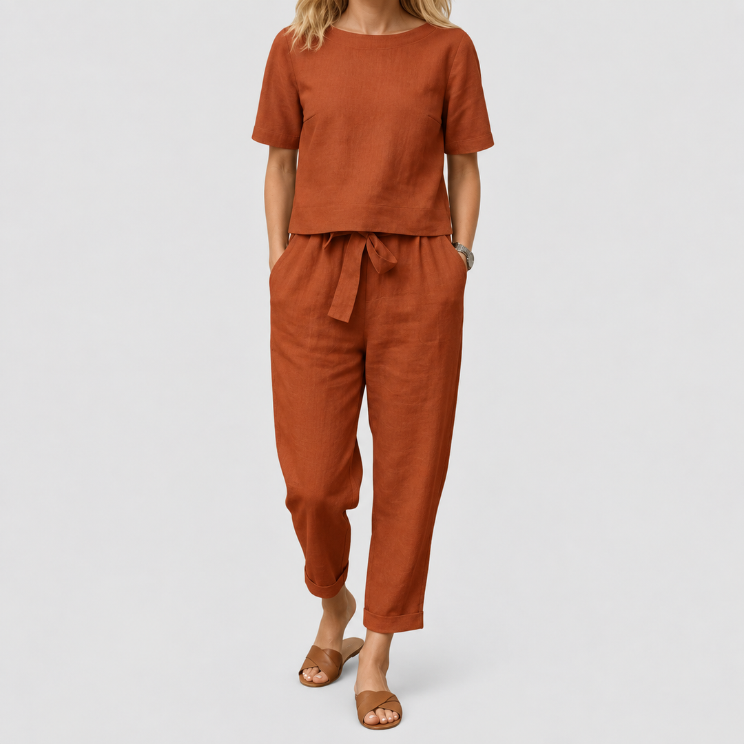 Casual Women's Comfortable Outfit