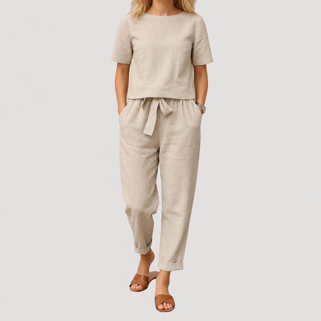 Casual Women's Comfortable Outfit