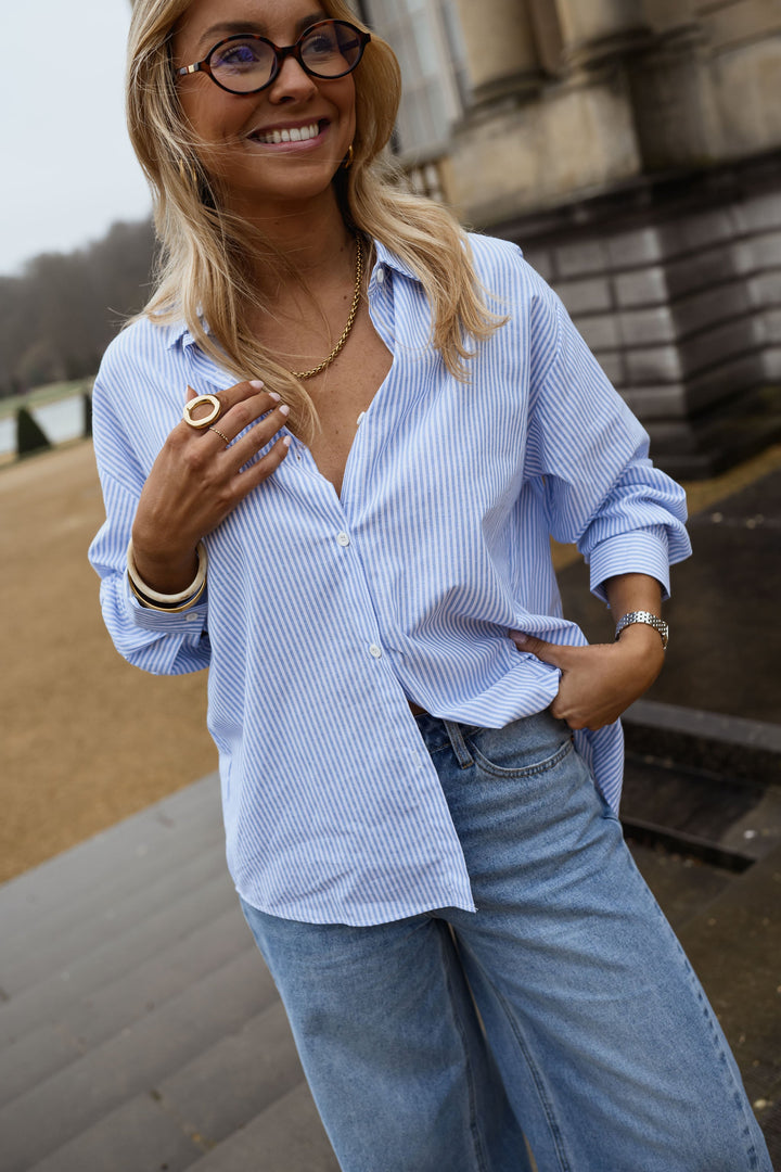 Sela™  |  Heart Cutout Stripe Shirt