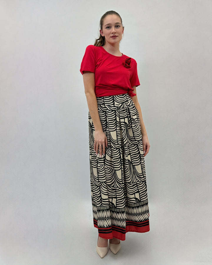 Vera™  |  Top Knot Flower