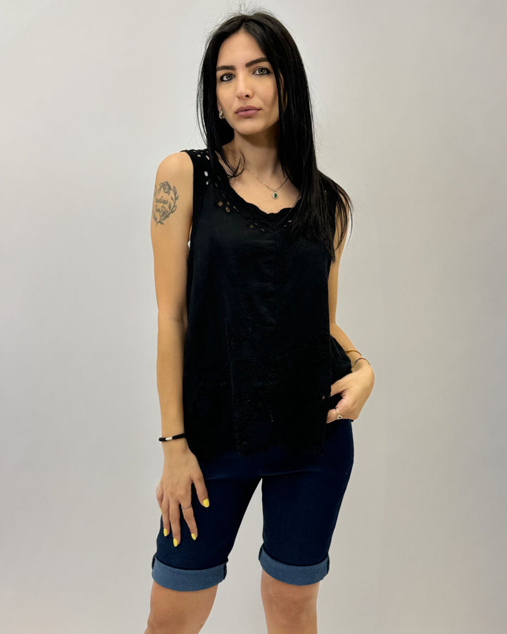 Yolande™  |  Sleeveless soft luxurious fabrics Blouse Details