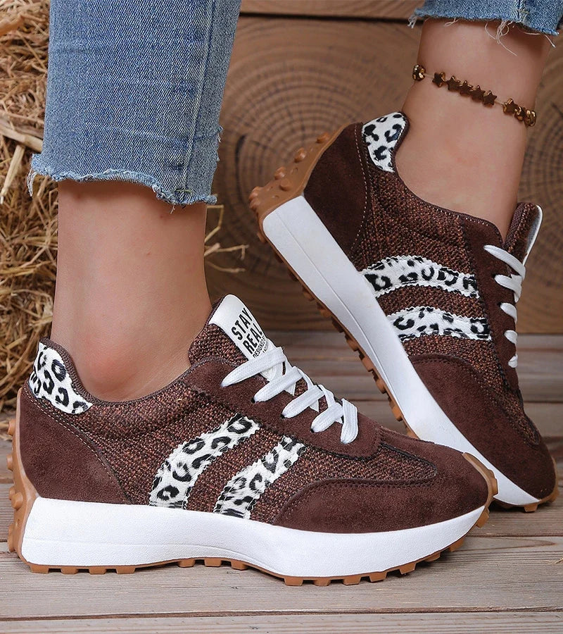 Elena | Sneakers with Intelligent Fatigue-Reducing Sole
