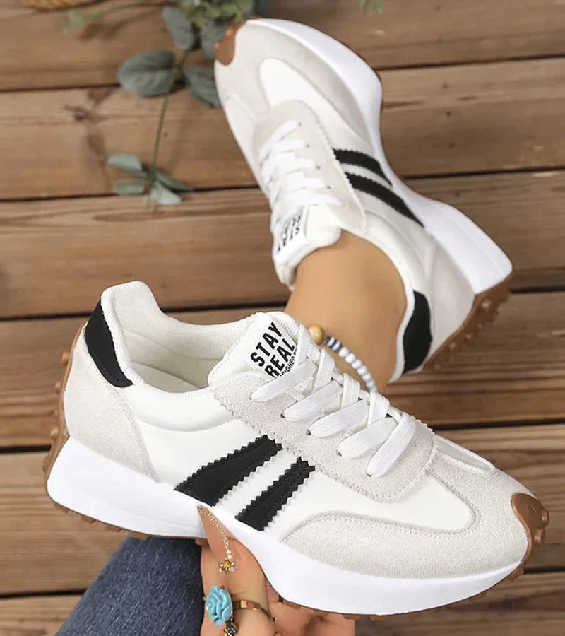 Elena | Sneakers with Intelligent Fatigue-Reducing Sole