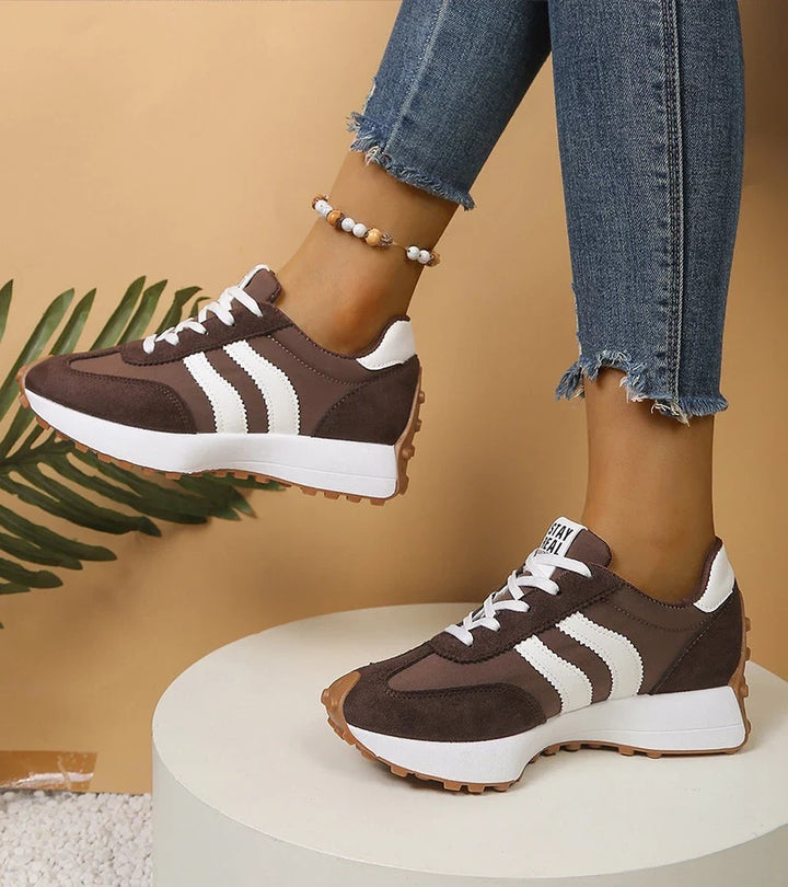 Elena | Sneakers with Intelligent Fatigue-Reducing Sole