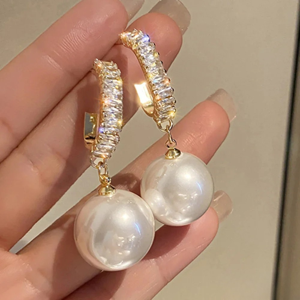 Gabriëlle™  |  Elegant Earrings Pearls Zirconia