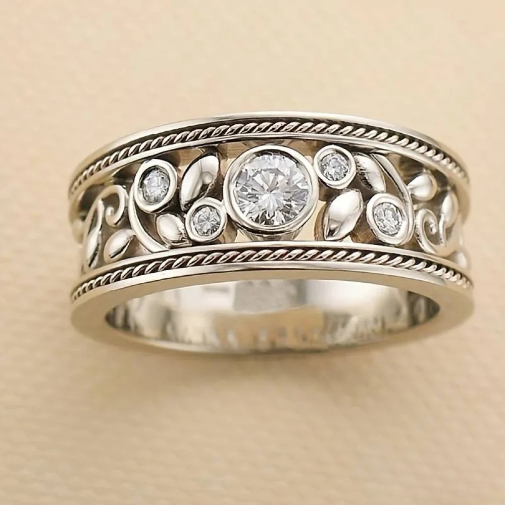 Ursula™  |  Antique Silver Ring Zirconia