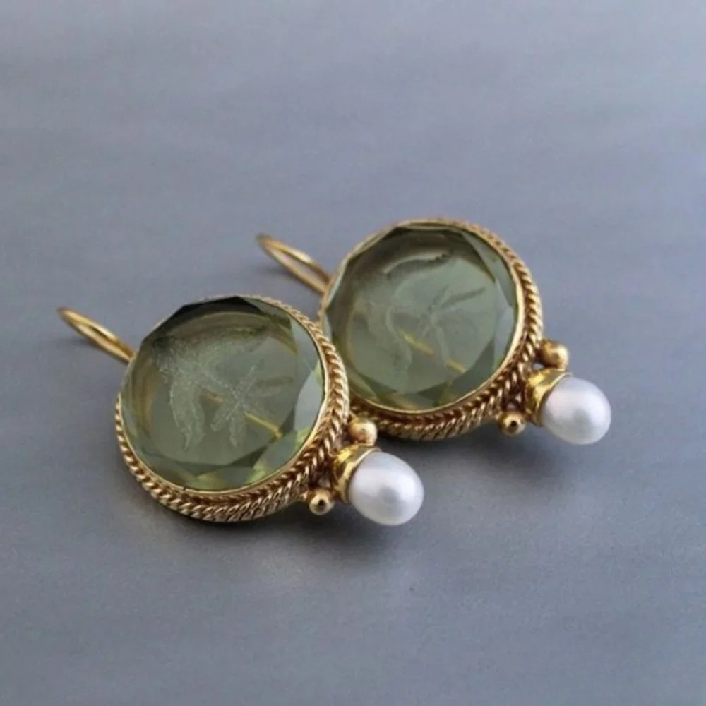 Greer™  |  Vintage Round Green Earrings