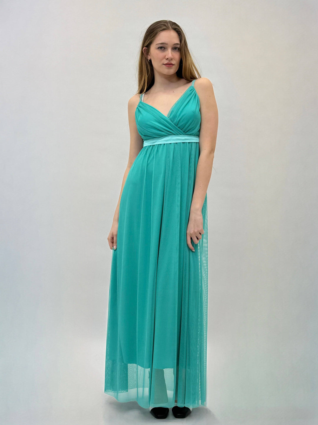Gisella™ flowing dress by Emma & Rose Cape Town, elegant abiti with soft fabric and a graceful silhouette.