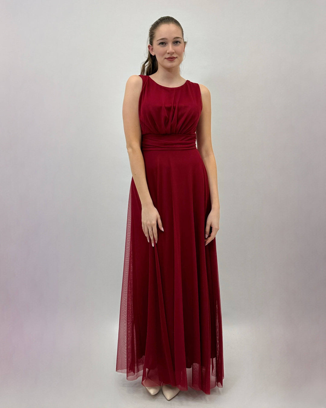 Emma & Rose Cape Town Jolien™ Arianna Dress abiti in elegant fabric with intricate detailing and a flattering silhouette.