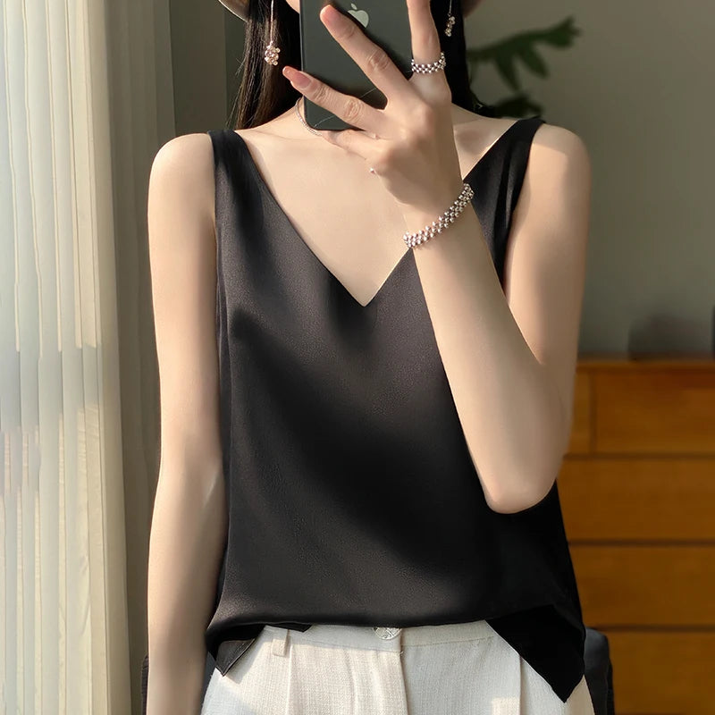Elegant Women's Top – Dyoza