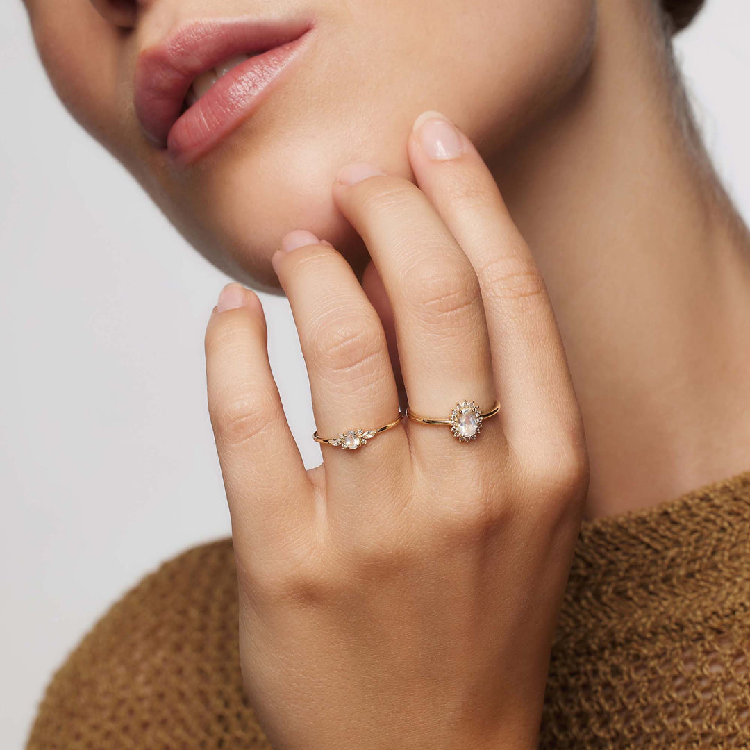 Lioravelle™  |  Violet Diamond Ring