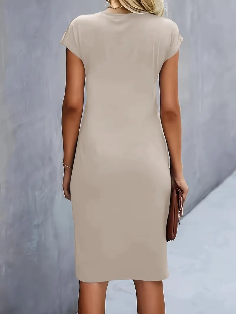 Katrien – Timeless Midi Dress with Flattering Silhouette
