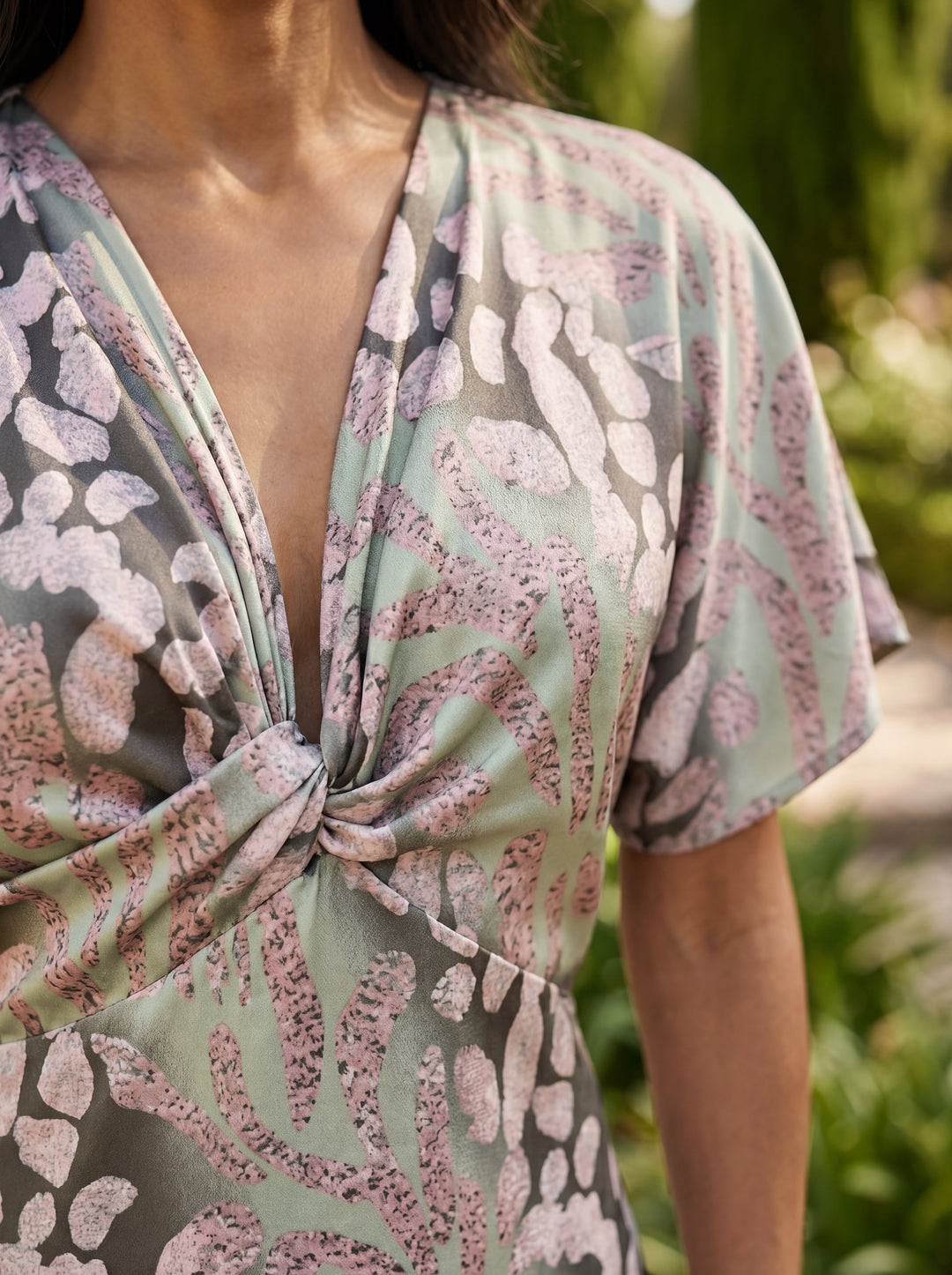Aryán Elegant Maxi Dress - Elena Harper